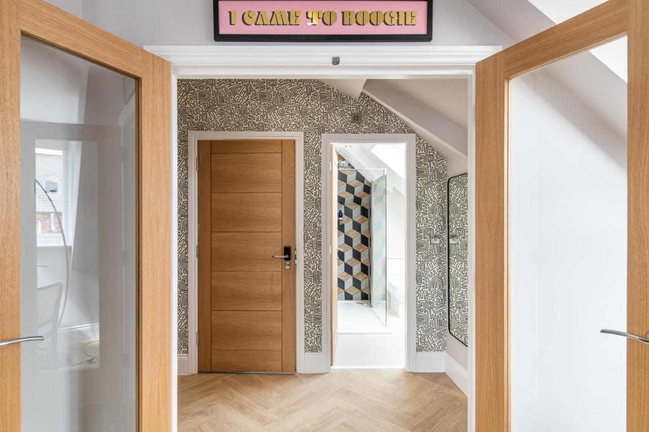Chelmsford Lofts - High-Spec Luxury Apartments Jesmond エクステリア 写真
