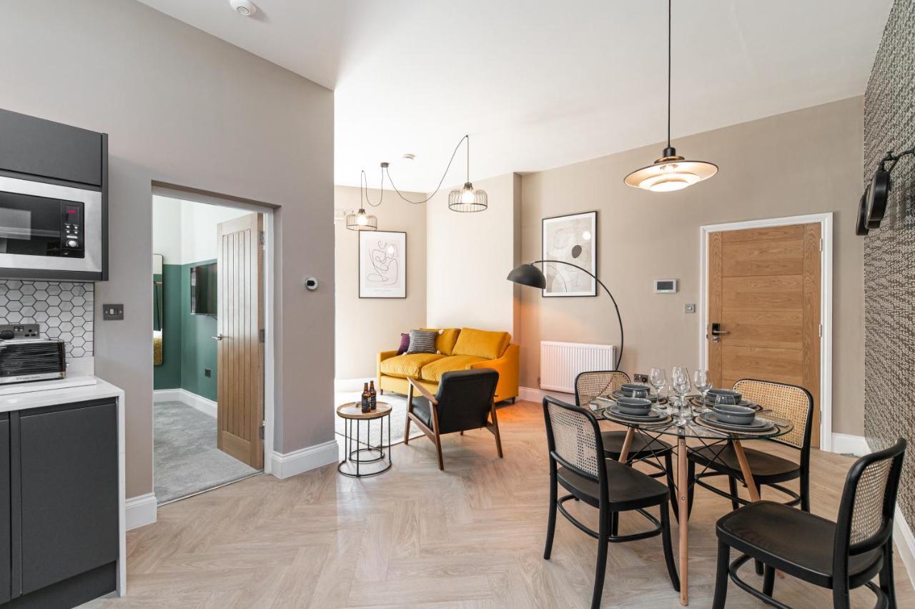 Chelmsford Lofts - High-Spec Luxury Apartments Jesmond エクステリア 写真