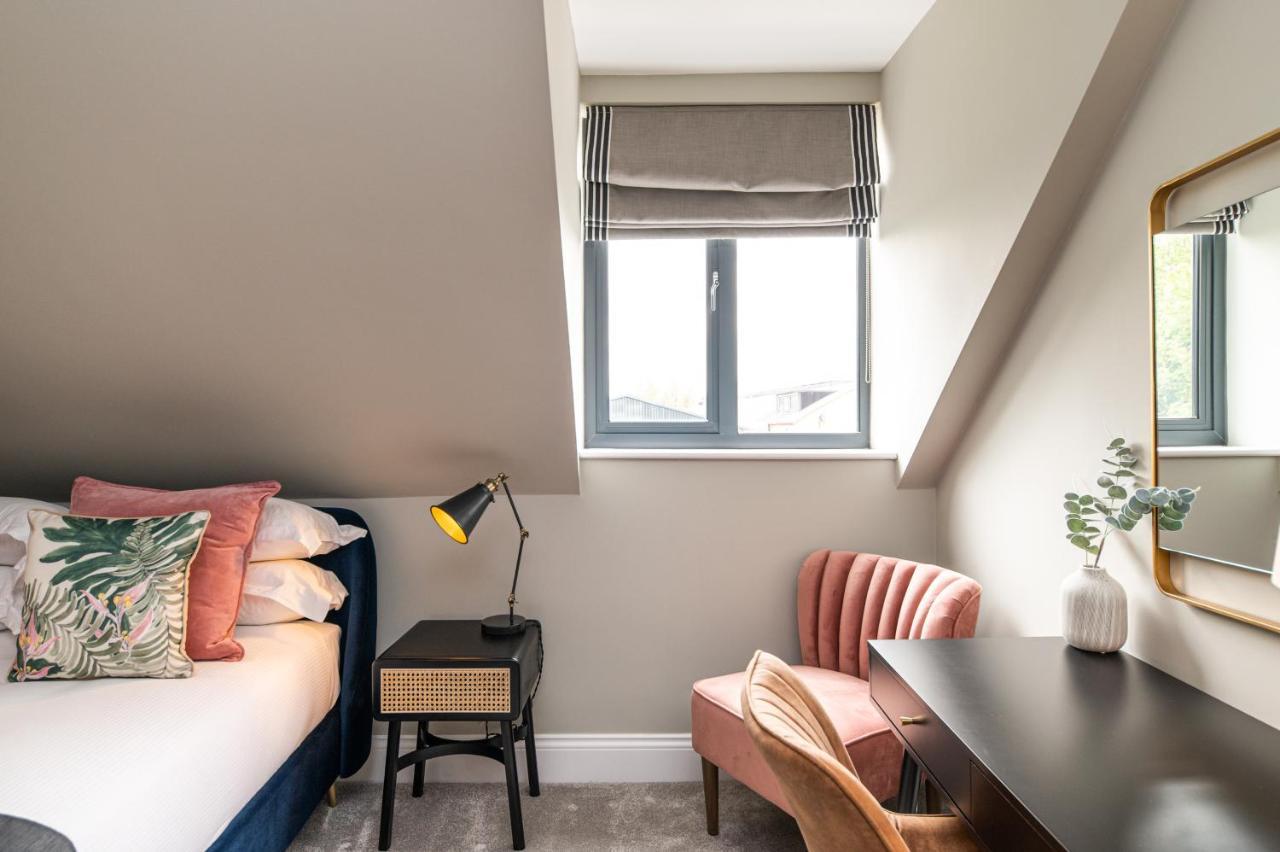 Chelmsford Lofts - High-Spec Luxury Apartments Jesmond エクステリア 写真